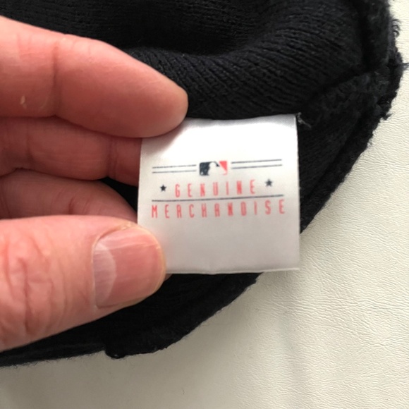 BOSTON RED SOX knitted Beanie Hat, Navy, Red & Black ONE SIZE Unisex - Picture 10 of 10